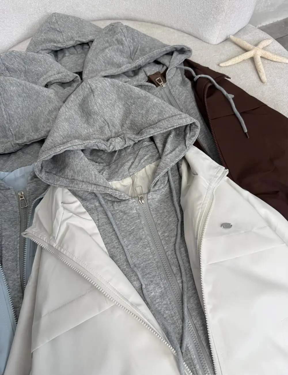Women's hooded bomber raincoat, free size 38-44, 60 cm length, black blue and brown